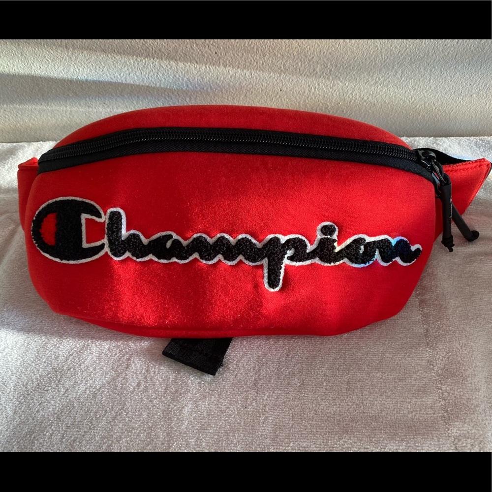 Champion fanny pack
